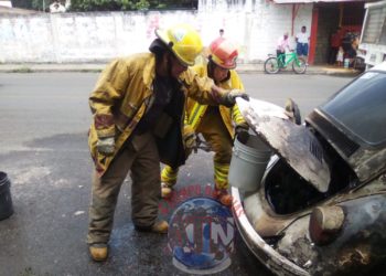 Se incendia un vehículo