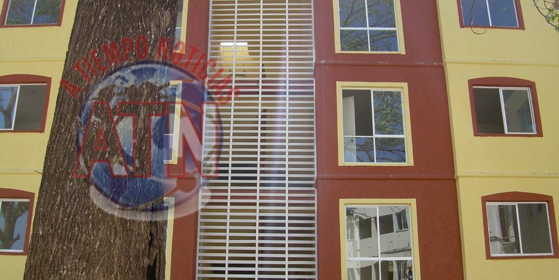 Le robaron su motocicleta en casas Geo