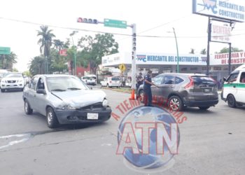 A los dos le marcaba el Semáforo en verde