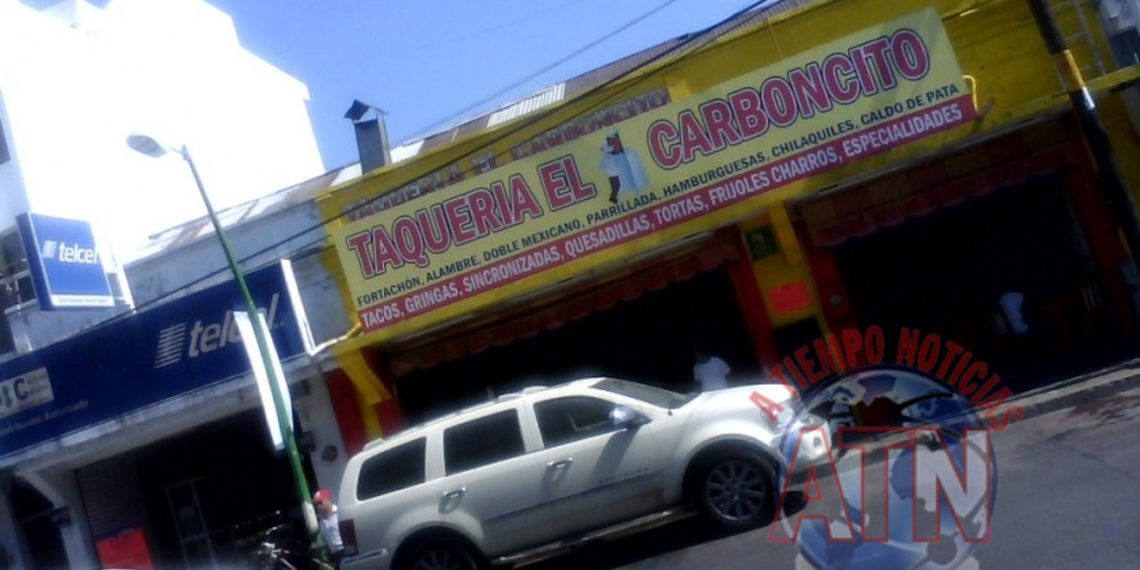 Cocinero fue atacado dentro de una taquería