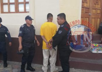 Detienen a vendedor de marihuana en el parque Miguel Hidalgo