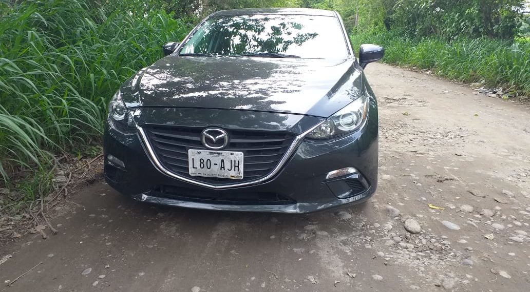 Localizan vehículo con reporte de robo