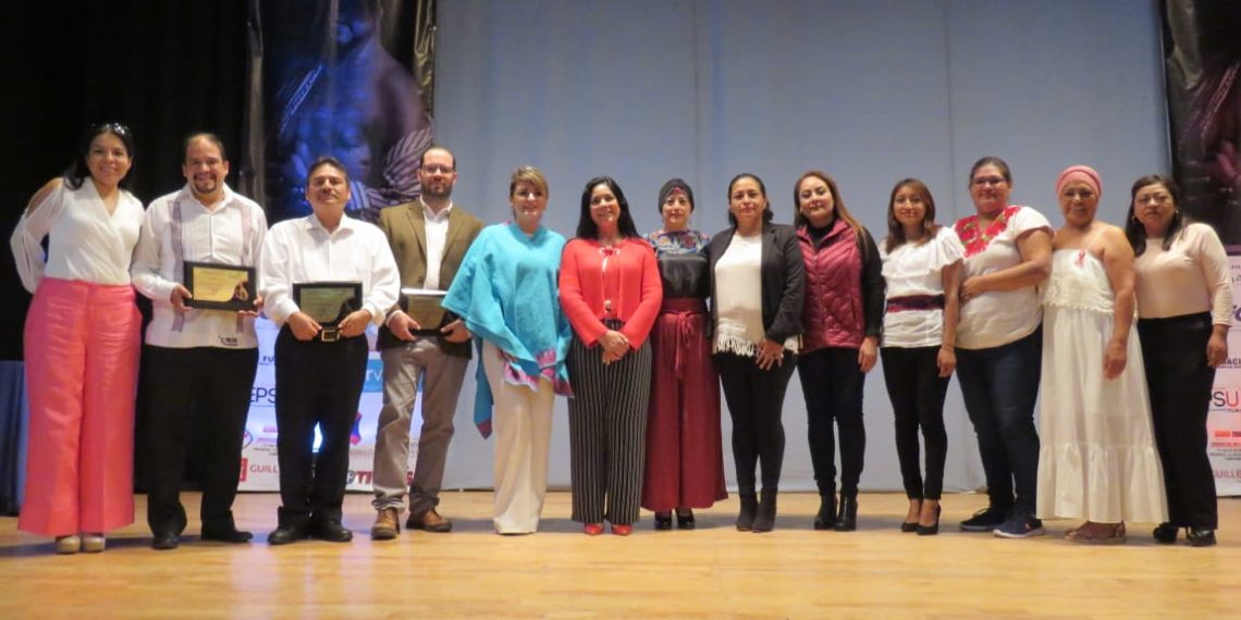 Realizan Conferencia Magna “Prevención De Cáncer De Mama”