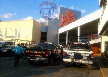 En los estacionamientos de bodega libramiento y Plaza Cristal roban en dos vehículos