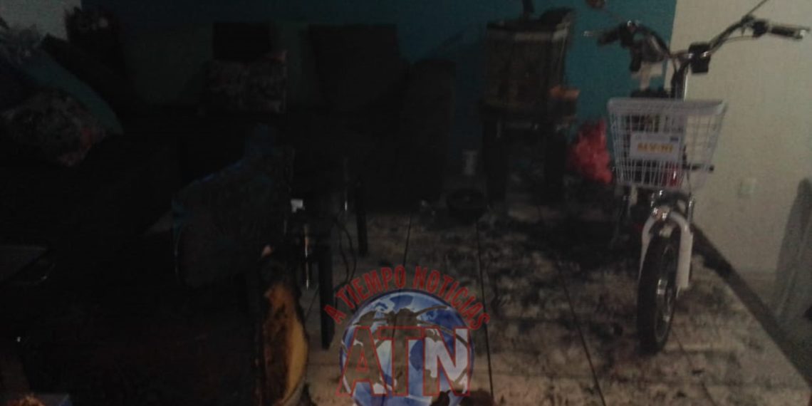 Sofocan incendio en Fraccionamiento Las Rosas del Tacana