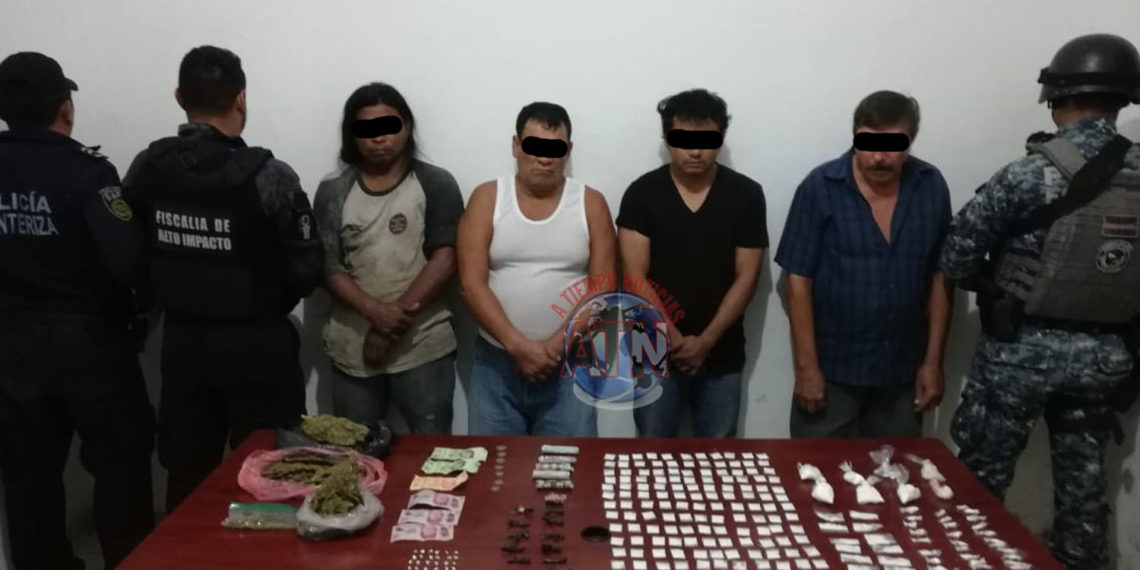 Asegura fiscalía de alto impacto a cuatro presuntos narcomenudistas en un cateo