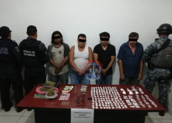 Asegura fiscalía de alto impacto a cuatro presuntos narcomenudistas en un cateo