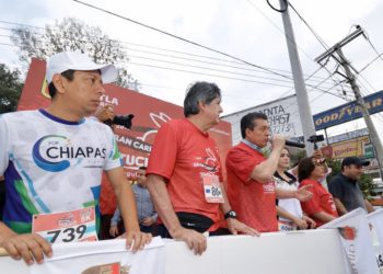 Acompaña Llaven a gobernador en la Primera Gran Carrera Tuch-Tlan