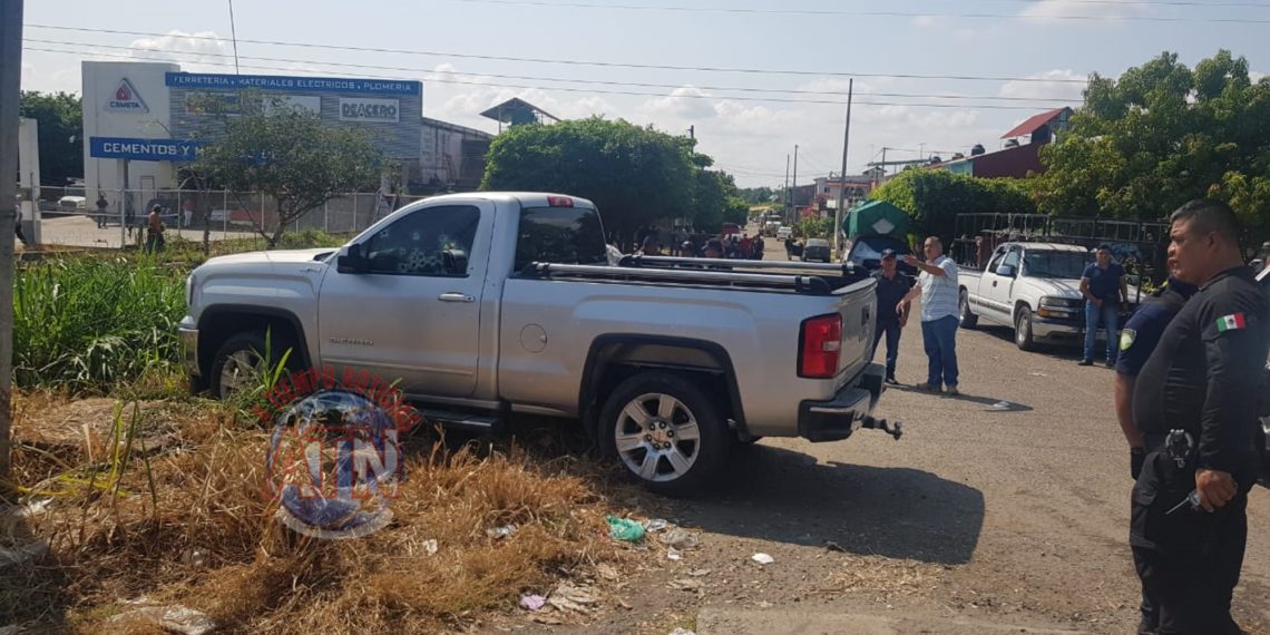 Asesinan a tres personas a balazos y una más quedó lesionado de gravedad