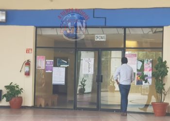 Conductor de taxi es acusado de asaltar a una señora