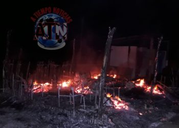 Se incendia escuela Telebachillerato