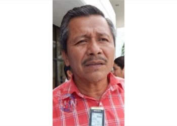 Por tomar una foto detienen a ex secretario municipal de Tapachula