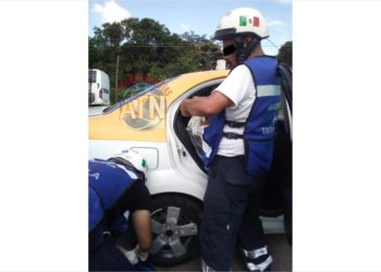 Joven estudiante es atropellado por un vehículo