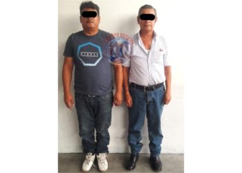 Dos sujetos fueron detenidos por robar roba en una tienda departamental