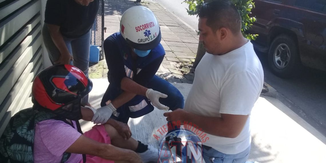 Mujer lesionada en accidente