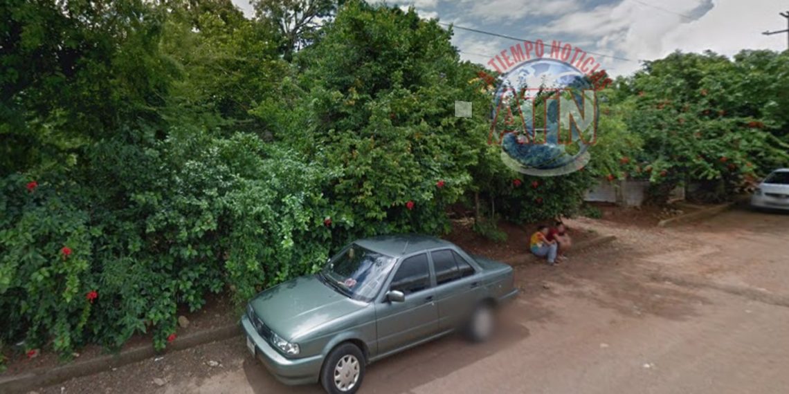 Roban Vehículo en la Colonia Lomas de Chiapas