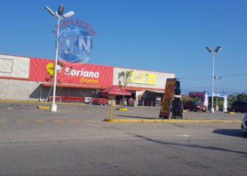 Detienen a sujeto que se llevaba 6 cervezas y 12 huevos sin pagar