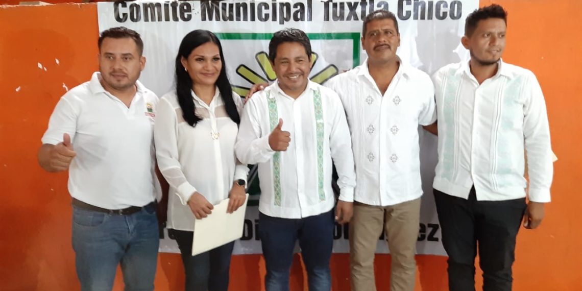 Toman Protesta A Nuevos Coordinadores De La UCD En Tuxtla Chico