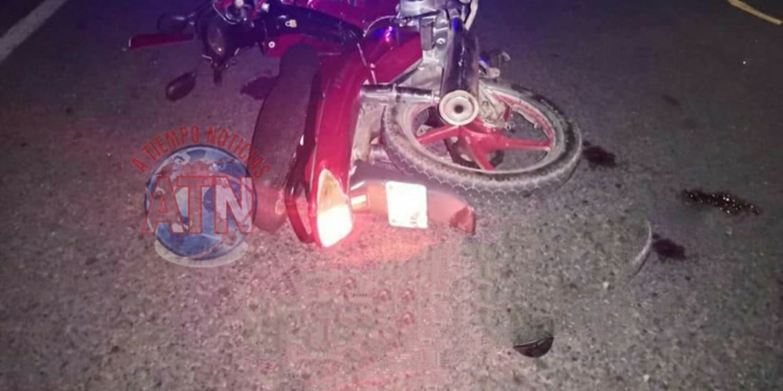 Un muerto y dos lesionados al chocar tres motocicletas