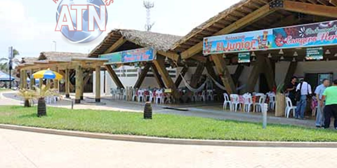 Militar realiza disparos en la plaza de mariscos