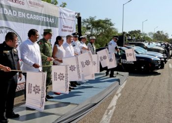 Ismael Brito da banderazo de inicio al Operativo “Invierno Seguro”