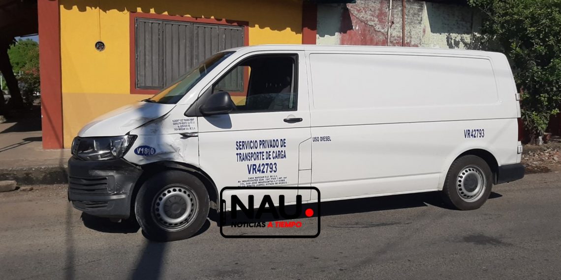 No vio el señalamiento de alto y ocasionó accidente