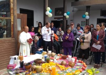 Servir A La Humanidad Es La Mejor Obra De La Vida