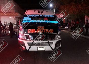 Dos ciclistas lesionados al ser atropellados por una combi del transporte público