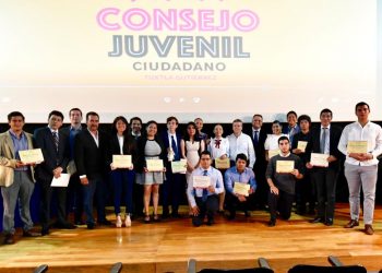 Asiste Brito Mazariegos al Primer Concurso de Oratoria