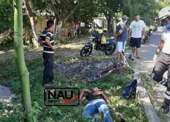 Vehículo no identificado chocó contra motocicleta