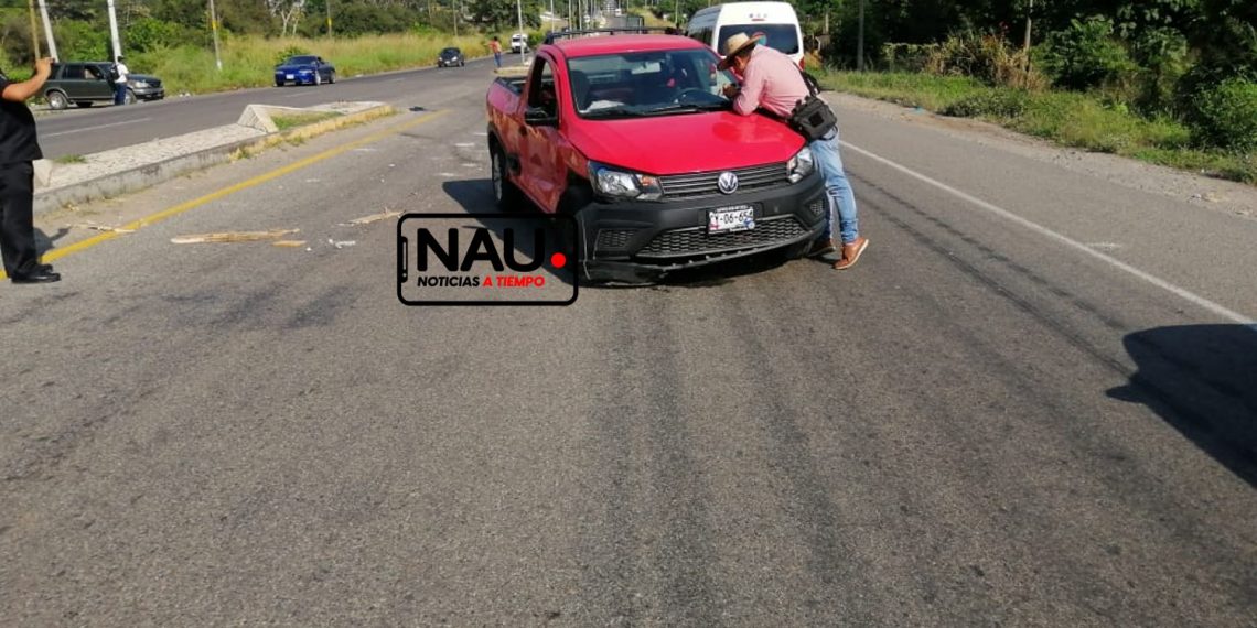 En la costera chocaron