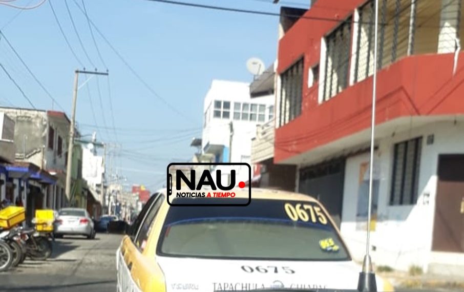 Circulan taxis locales con el mismo número económico