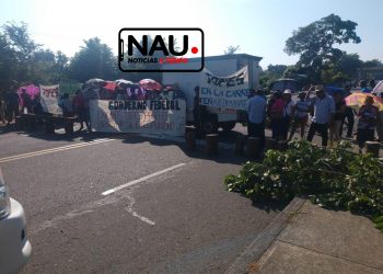 Levantan bloqueo de carretera en Tuxtla Chico