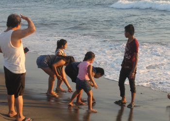Realizan Liberación De Tortugas En Playas De “El Gancho”, Municipio De Suchiate