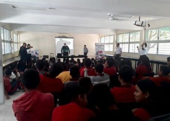 Impulsa Fiscalía prevención del delito en escuelas de Chiapas