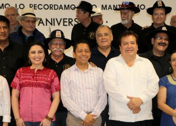 Reconoce Jorge Llaven aporte cultural de la Rial Academia de la Lengua Frailescana