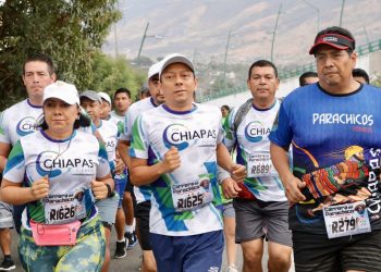 Participa Jorge Llaven en tradicional Carrera Internacional del Parachico en Chiapa de Corzo