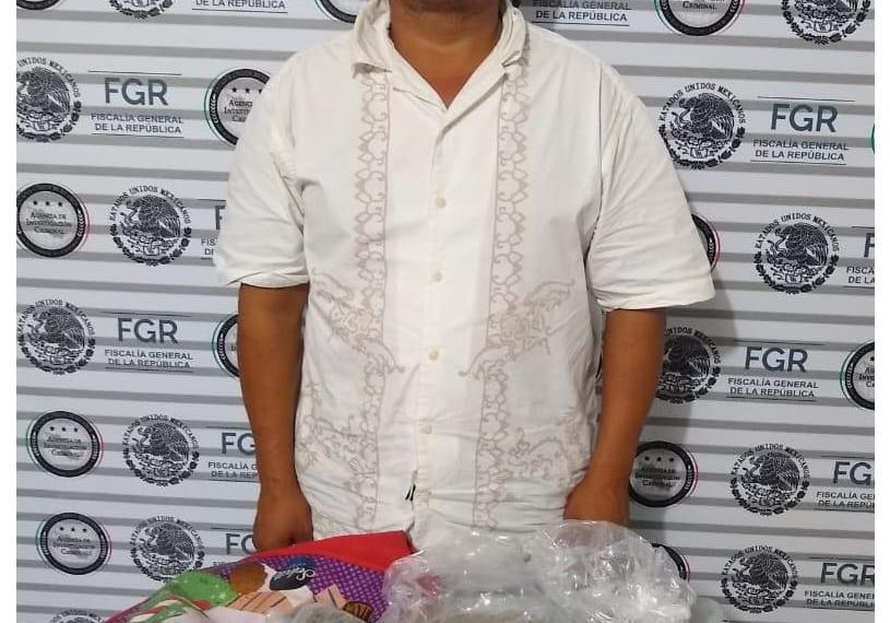 Investiga FGR a sujeto detenido con un kilo de mariguana