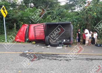 6 heridos en volcadura