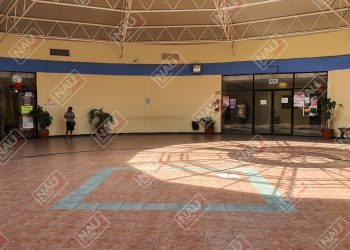 En el primer cuadro de la ciudad entran a robar a una tienda de ropa íntima