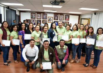 Destaca Voluntariado FGE en Reciclatón de Corazón del DIF Chiapas