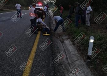Motociclista lesionado al derrapar en la carretera costera a la altura de Mapastepec