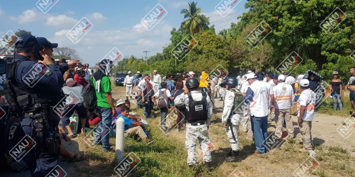 Asegura INM y GN a migrantes de la caravana en Frontera Hidalgo, el grupo se disuadió