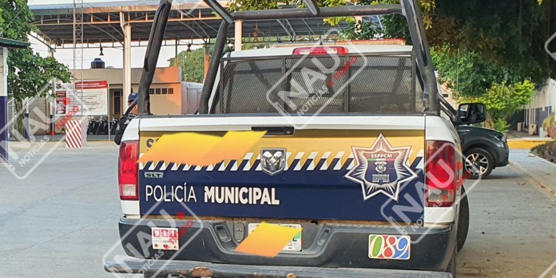 Policía municipal es acusado de robarse un celular con valor a los 15 mil pesos