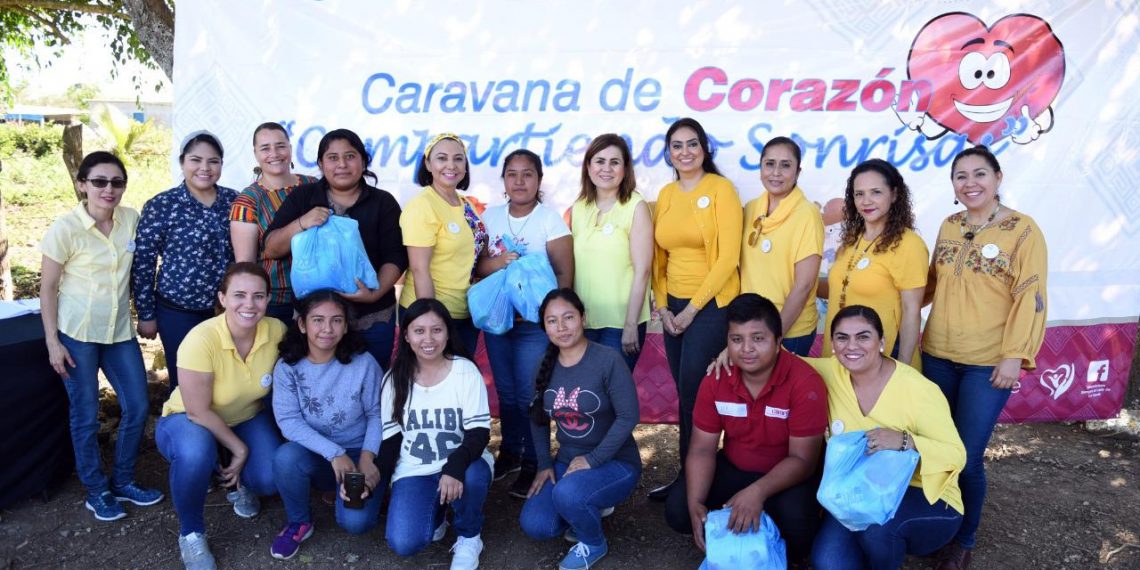 Lleva Voluntariado FGE “Caravana de Corazón Compartiendo Sonrisas” a Berriozábal