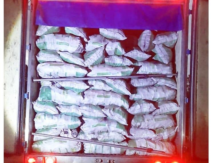 Detiene FGR a sujeto con 26 toneladas de carbón que eran transportadas de forma ilegal