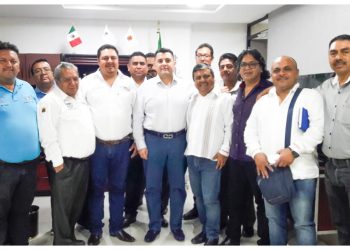 Se reúne Alejandro Vila Chávez con Amotac