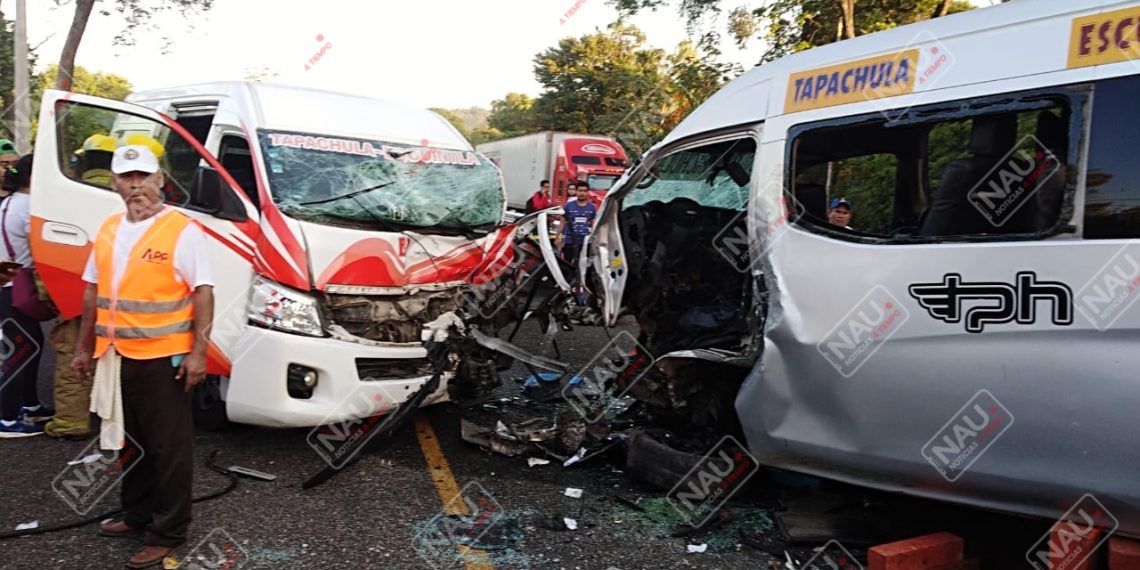 Colectivos chocaron de frente