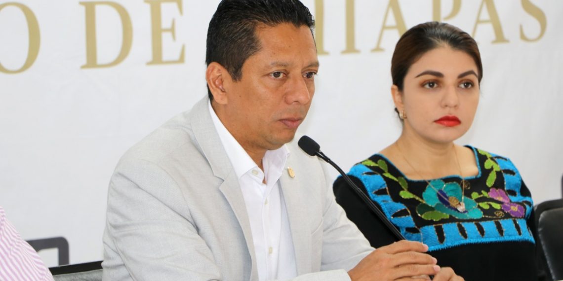 Sólo unidos y actuando dentro del marco de la ley se erradicará el abigeato en Chiapas: Llaven