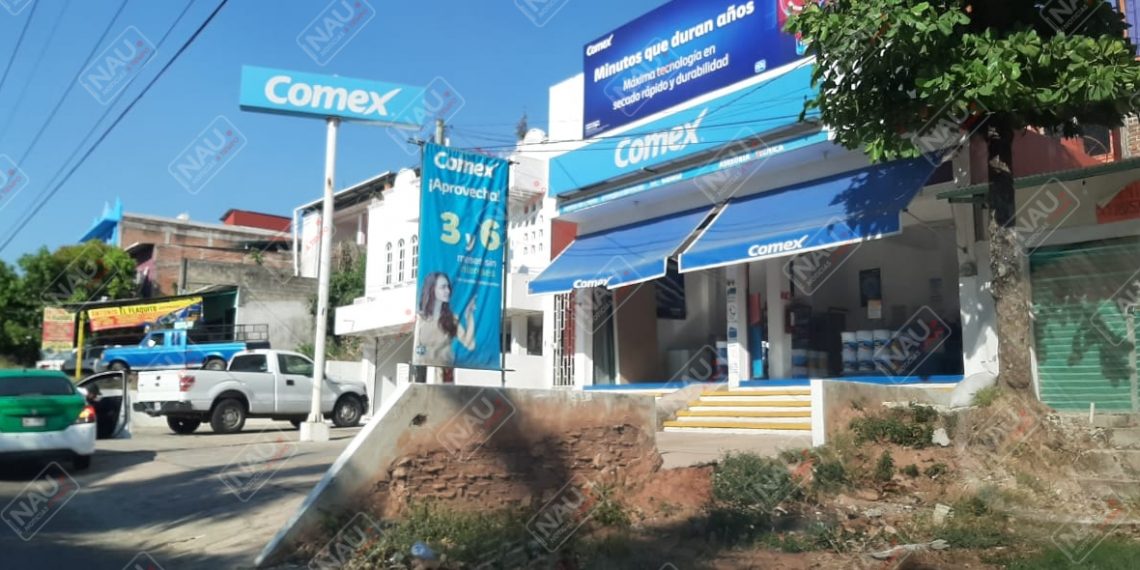 Asaltan tienda Comex